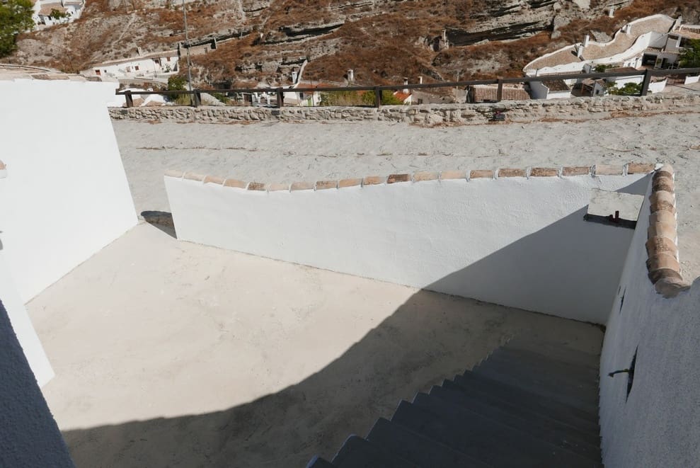 Hulehus til salg i Galera - € 99.000 (Ref: 9275186)