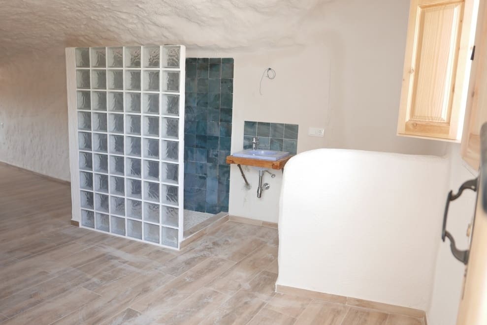 Hulehus til salg i Galera - € 99.000 (Ref: 9275186)