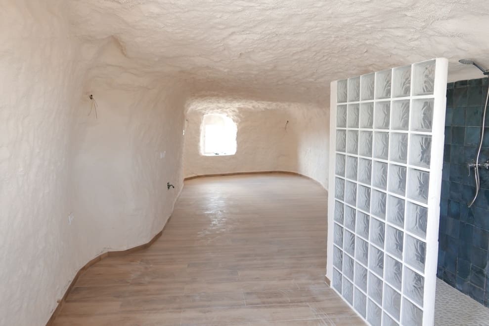 Hulehus til salg i Galera - € 99.000 (Ref: 9275186)