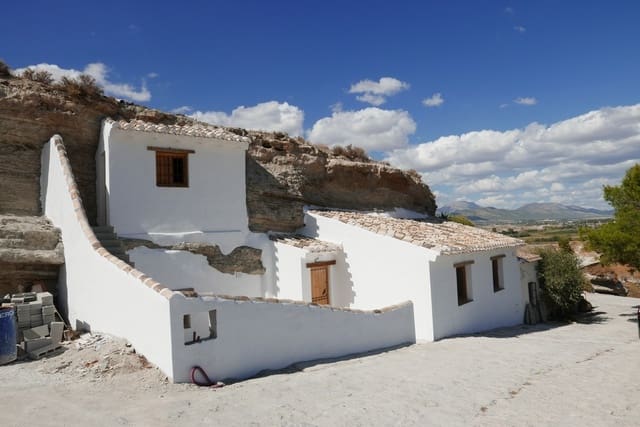 Hulehus til salg i Galera - € 99.000 (Ref: 9275186)