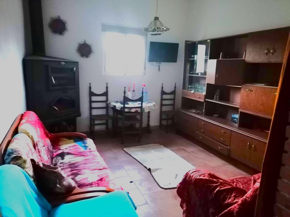 3 bedroom Finca/Country House for sale in Baza - € 155,000 (Ref: 9293281)