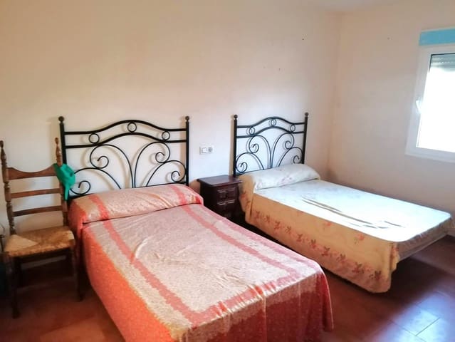 3 chambre Finca/Maison de Campagne à vendre à Baza - 155 000 € (Ref: 9293281)