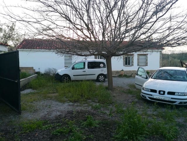 3 chambre Finca/Maison de Campagne à vendre à Baza - 155 000 € (Ref: 9293281)
