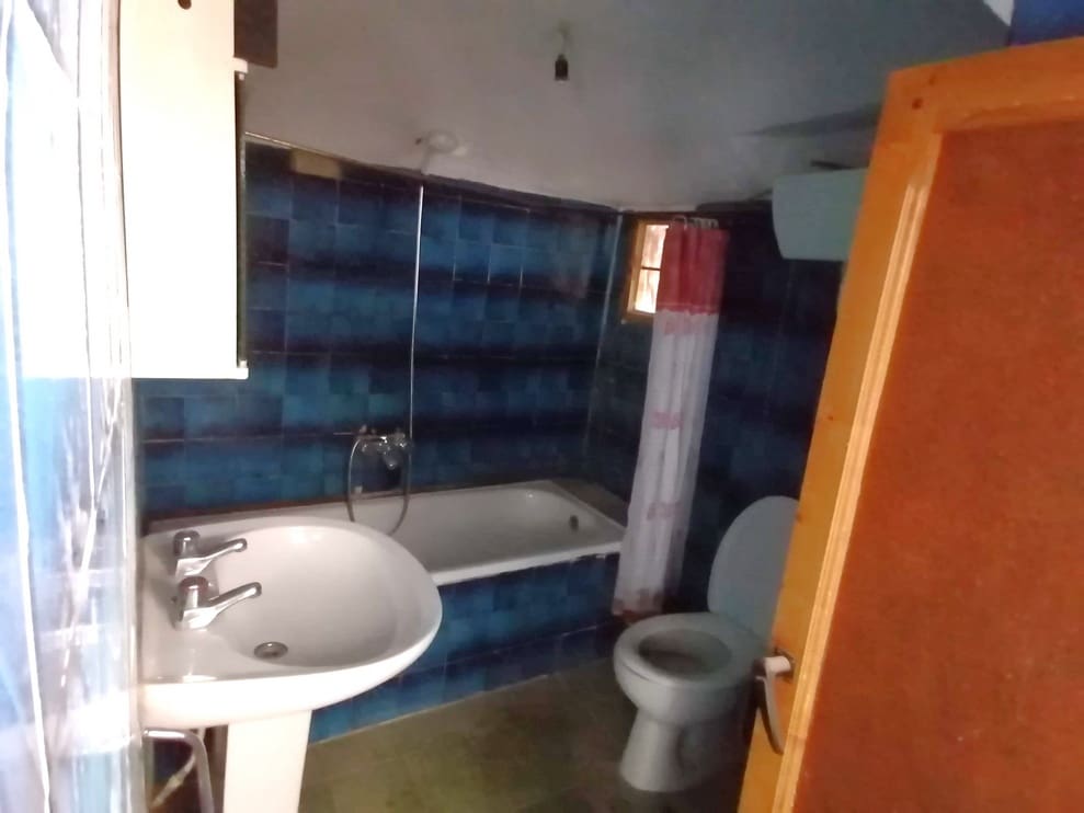 6 soverom Grottehus til salgs i Benamaurel - € 48 000 (Ref: 9293282)