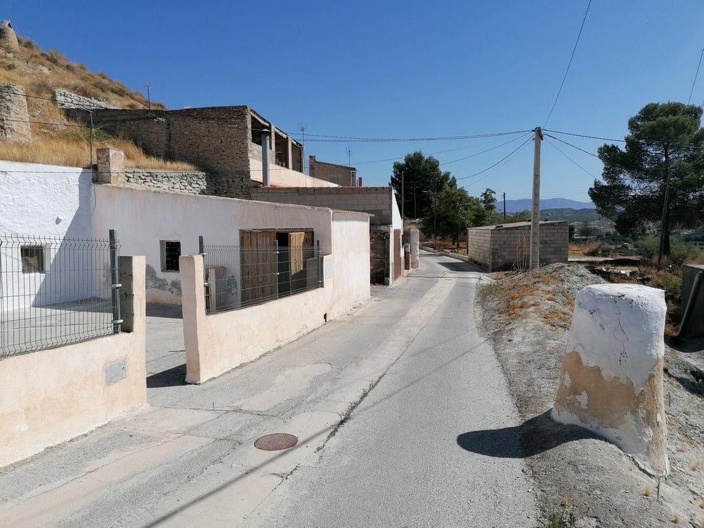 6 soverom Finca/Herregård til salgs i Benamaurel - € 48 000 (Ref: 9293282)