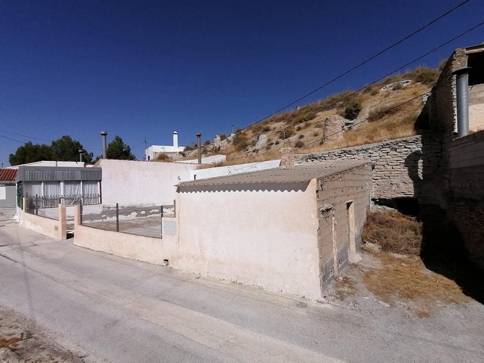 6 soverom Finca/Herregård til salgs i Benamaurel - € 48 000 (Ref: 9293282)