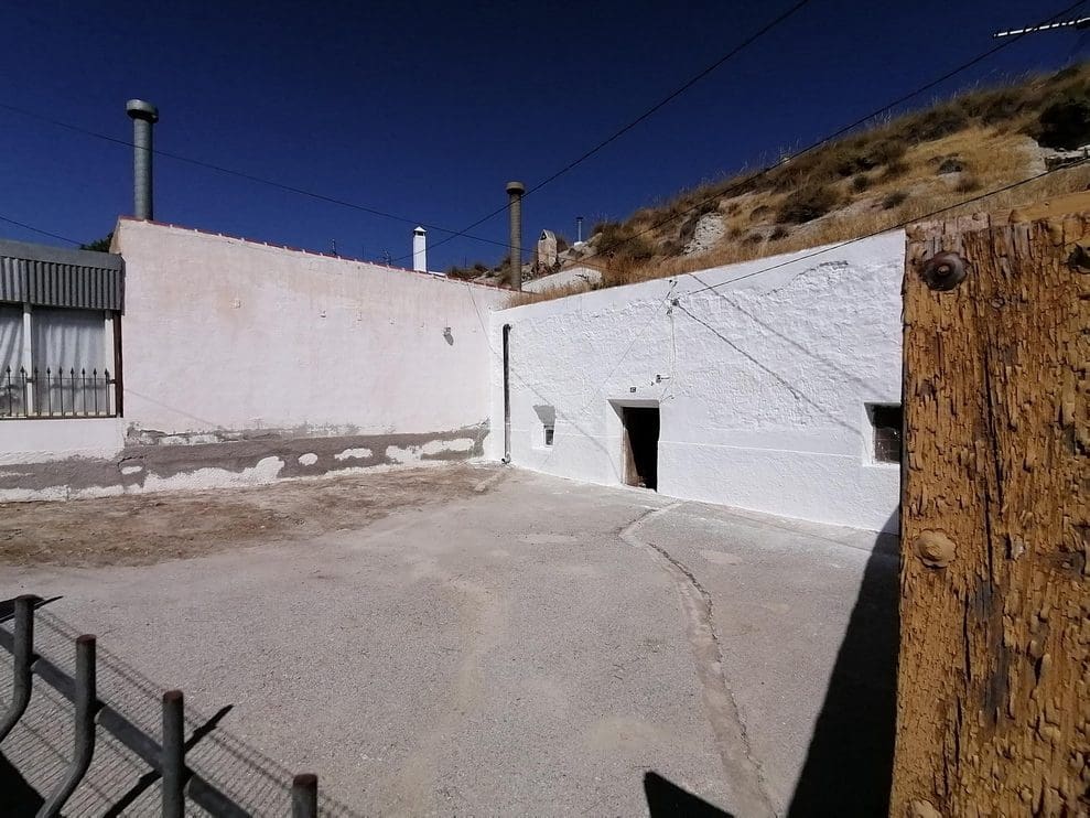 6 soverom Finca/Herregård til salgs i Benamaurel - € 48 000 (Ref: 9293282)