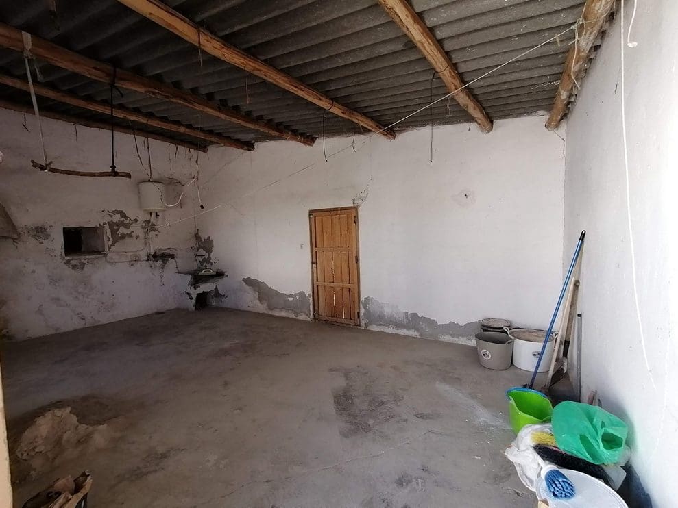 6 soverom Finca/Herregård til salgs i Benamaurel - € 48 000 (Ref: 9293282)