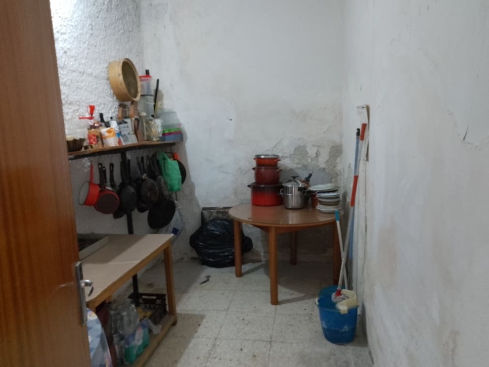 6 soveværelse Byhus til salg i Baza - € 265.000 (Ref: 9293283)