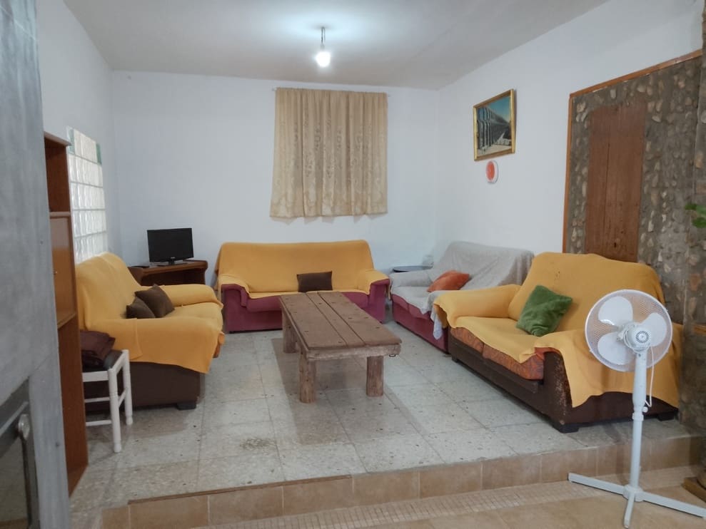 6 soveværelse Byhus til salg i Baza - € 265.000 (Ref: 9293283)