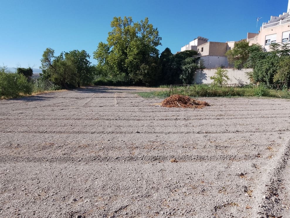 6 soveværelse Byhus til salg i Baza - € 265.000 (Ref: 9293283)