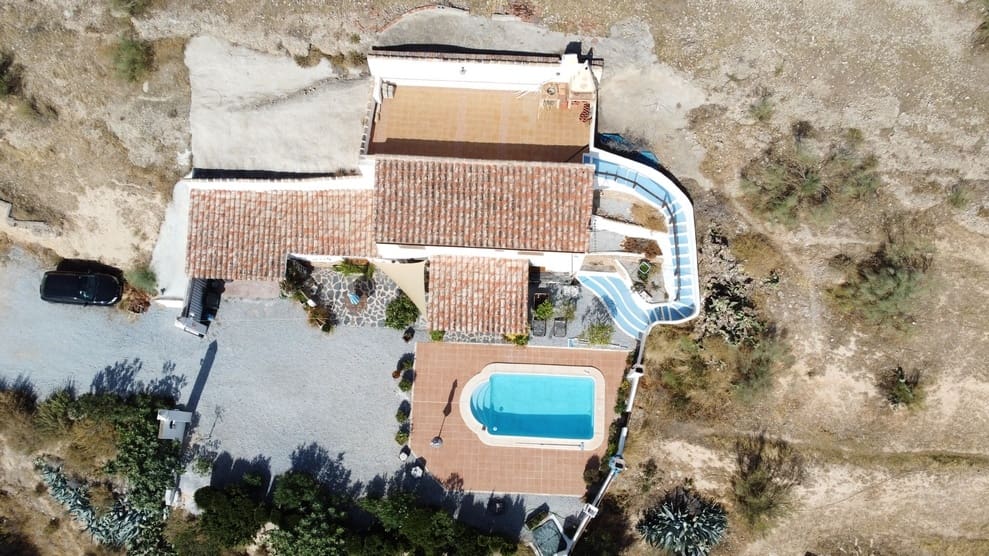 5 soverom Finca/Herregård til salgs i Fontanar med svømmebasseng - € 165 000 (Ref: 9324440)