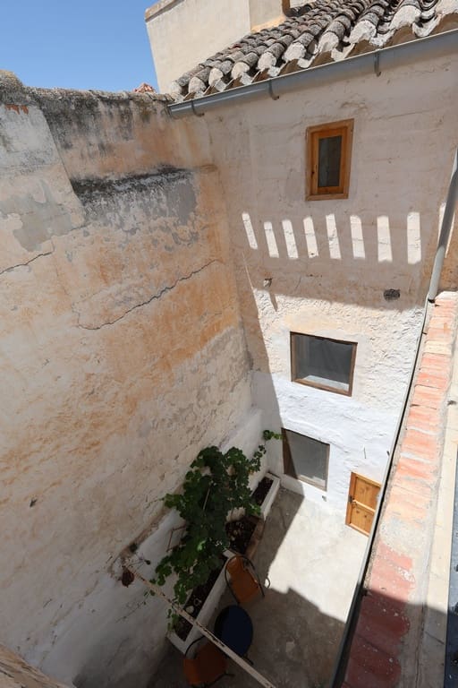 6 soveværelse Byhus til salg i Galera - € 95.000 (Ref: 9331008)