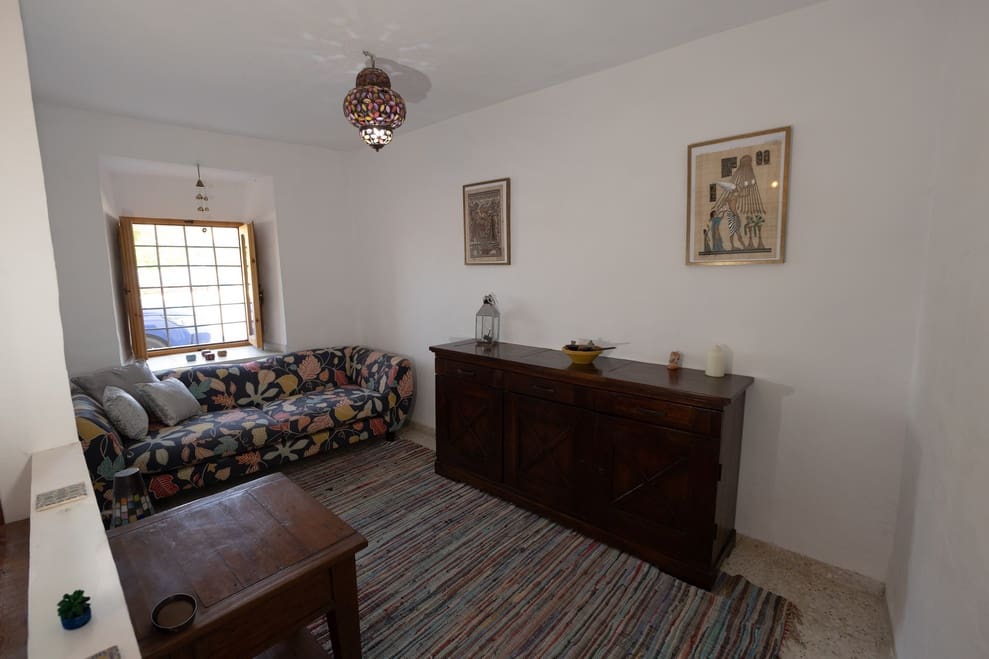 6 soveværelse Byhus til salg i Galera - € 95.000 (Ref: 9331008)