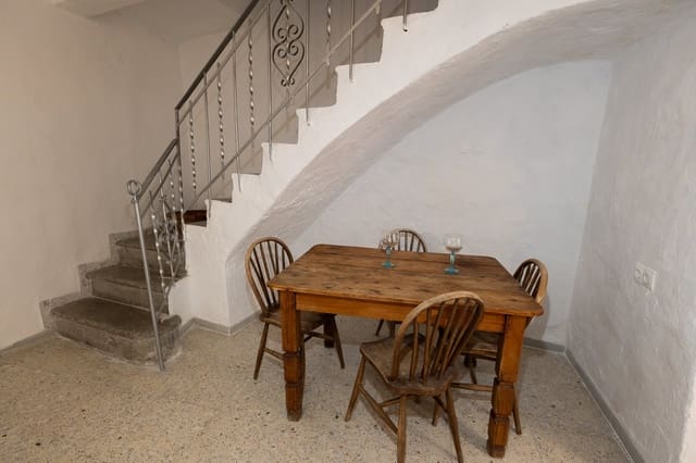 6 soveværelse Byhus til salg i Galera - € 95.000 (Ref: 9331008)