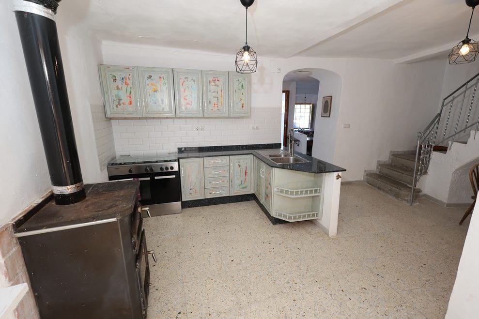 6 soverom Hus til salgs i Galera - € 95 000 (Ref: 9331008)