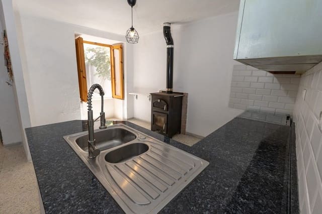 6 makuuhuone Omakotitalo myytävänä paikassa Galera - 95 000 € (Ref: 9331008)