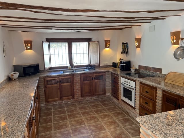 3 soveværelse Finca/Landehus til salg i Castril - € 135.000 (Ref: 9357362)