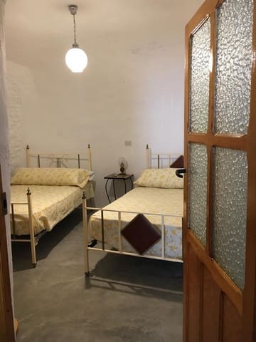 4 soveværelse Hulehus til salg i Benamaurel - € 66.000 (Ref: 9369116)