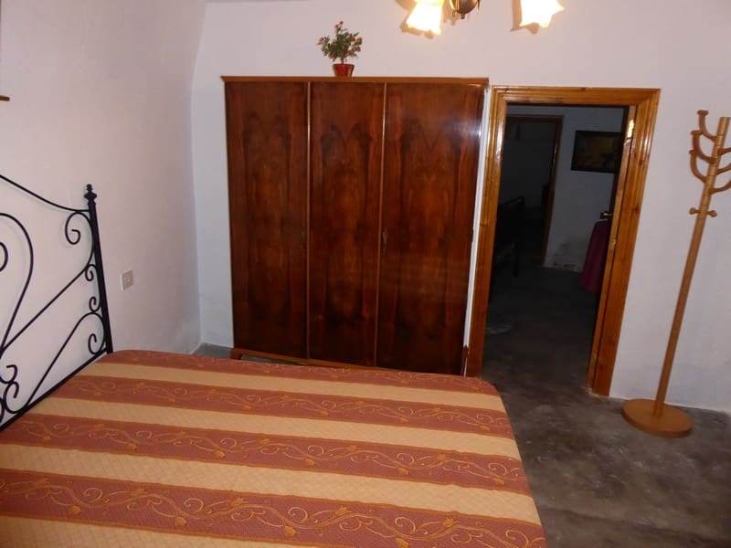 4 chambre Maison Troglodyte à vendre à Benamaurel - 66 000 € (Ref: 9369116)