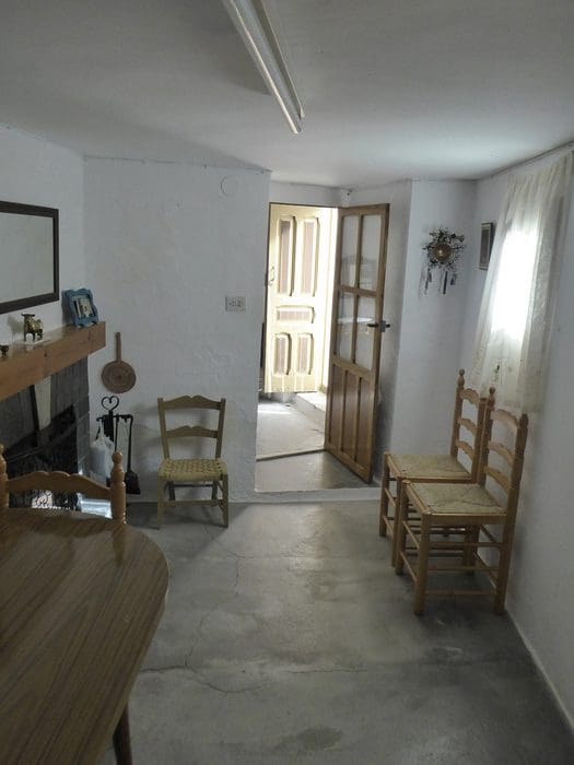 4 soveværelse Hulehus til salg i Benamaurel - € 66.000 (Ref: 9369116)