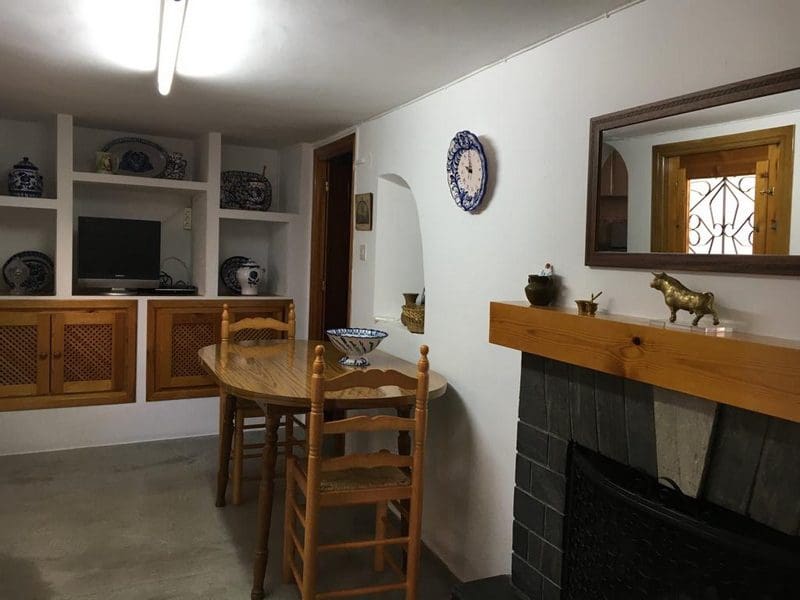 4 soveværelse Hulehus til salg i Benamaurel - € 66.000 (Ref: 9369116)