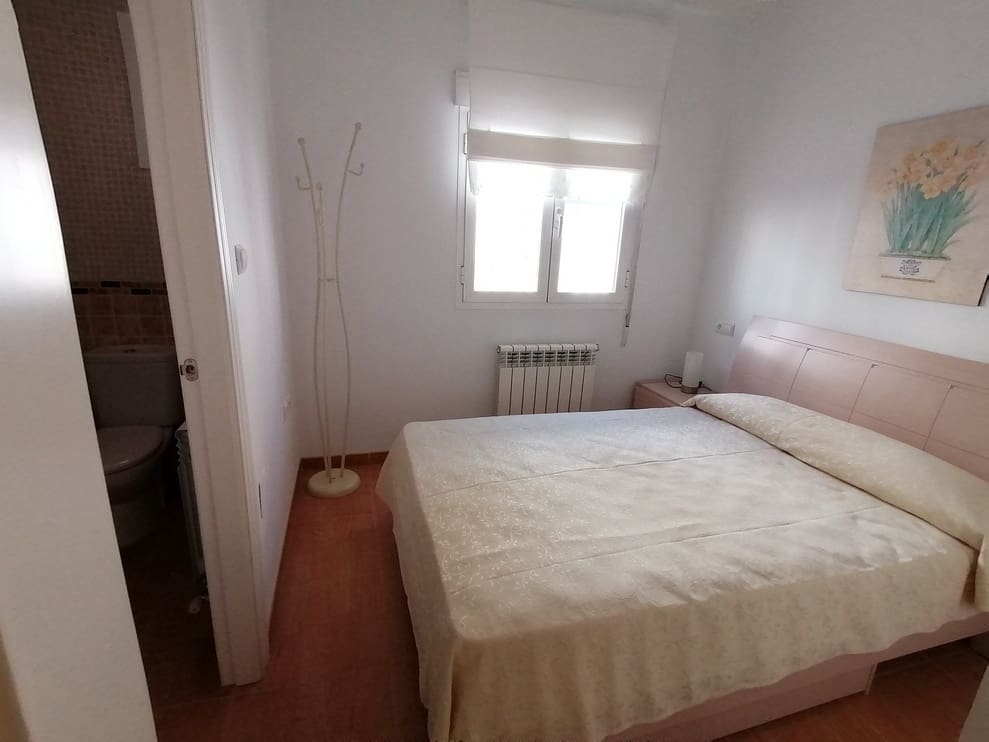 6 soveværelse Byhus til salg i Baza - € 315.000 (Ref: 9372263)