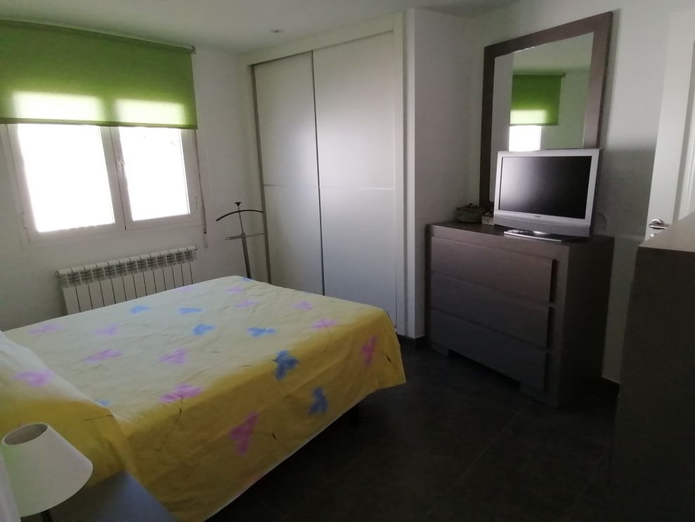 6 soveværelse Byhus til salg i Baza - € 315.000 (Ref: 9372263)