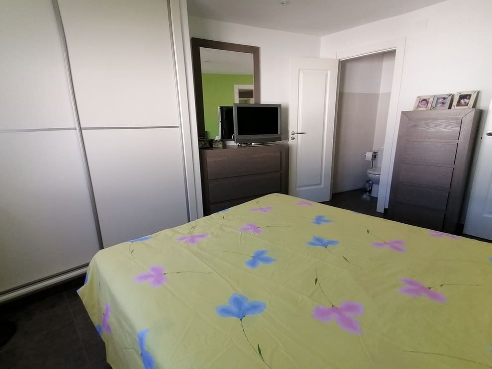 6 soveværelse Byhus til salg i Baza - € 315.000 (Ref: 9372263)