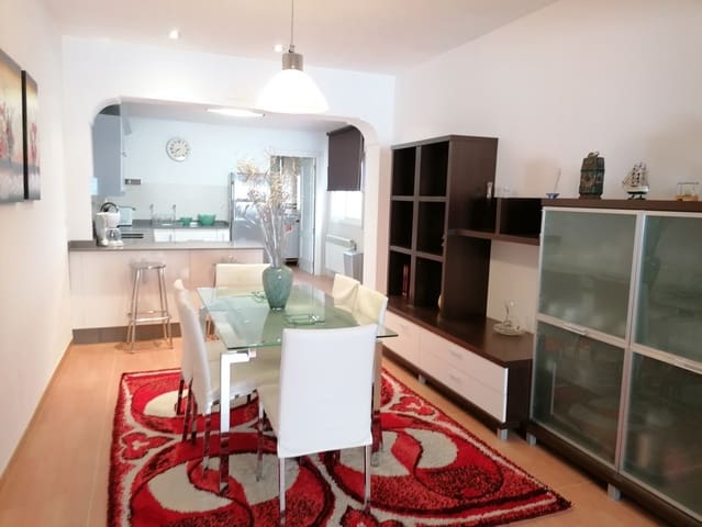 6 soveværelse Byhus til salg i Baza - € 315.000 (Ref: 9372263)