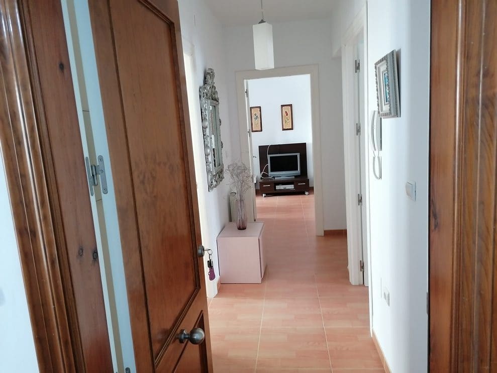 6 slaapkamer Huis te koop in Baza - € 315.000 (Ref: 9372263)