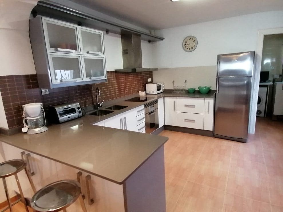 6 slaapkamer Huis te koop in Baza - € 315.000 (Ref: 9372263)