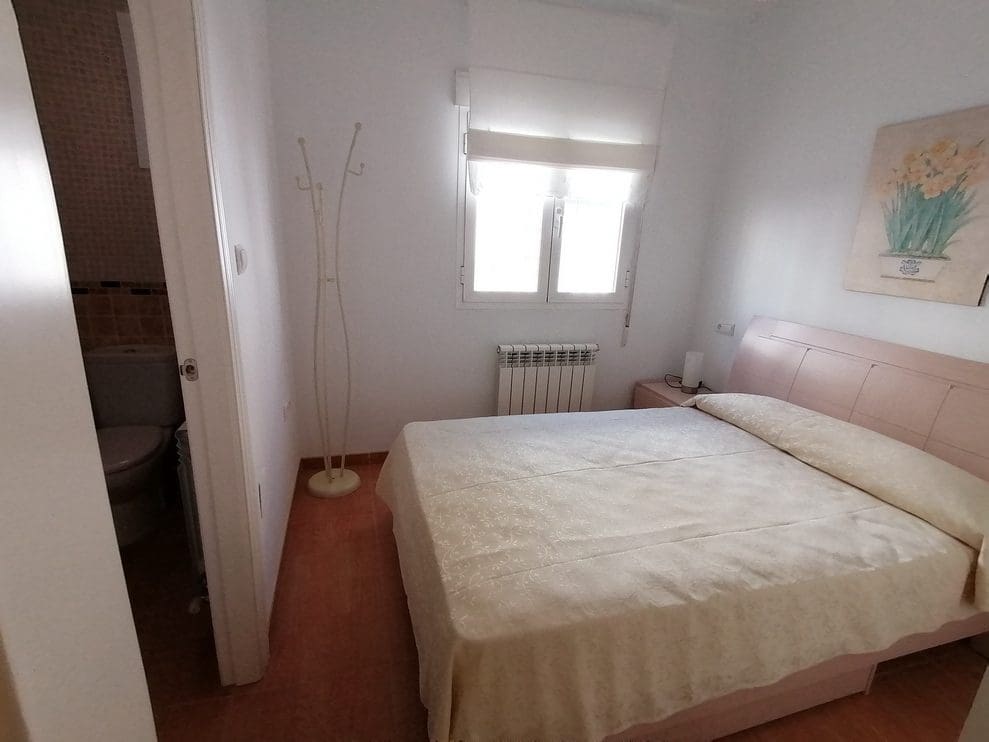 6 slaapkamer Huis te koop in Baza - € 315.000 (Ref: 9372263)