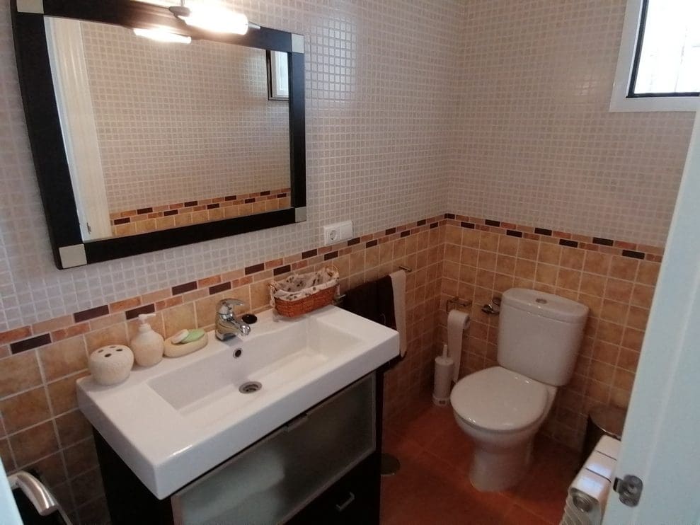 6 slaapkamer Huis te koop in Baza - € 315.000 (Ref: 9372263)