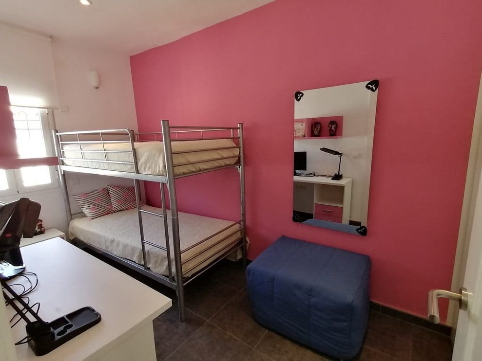 6 slaapkamer Huis te koop in Baza - € 315.000 (Ref: 9372263)