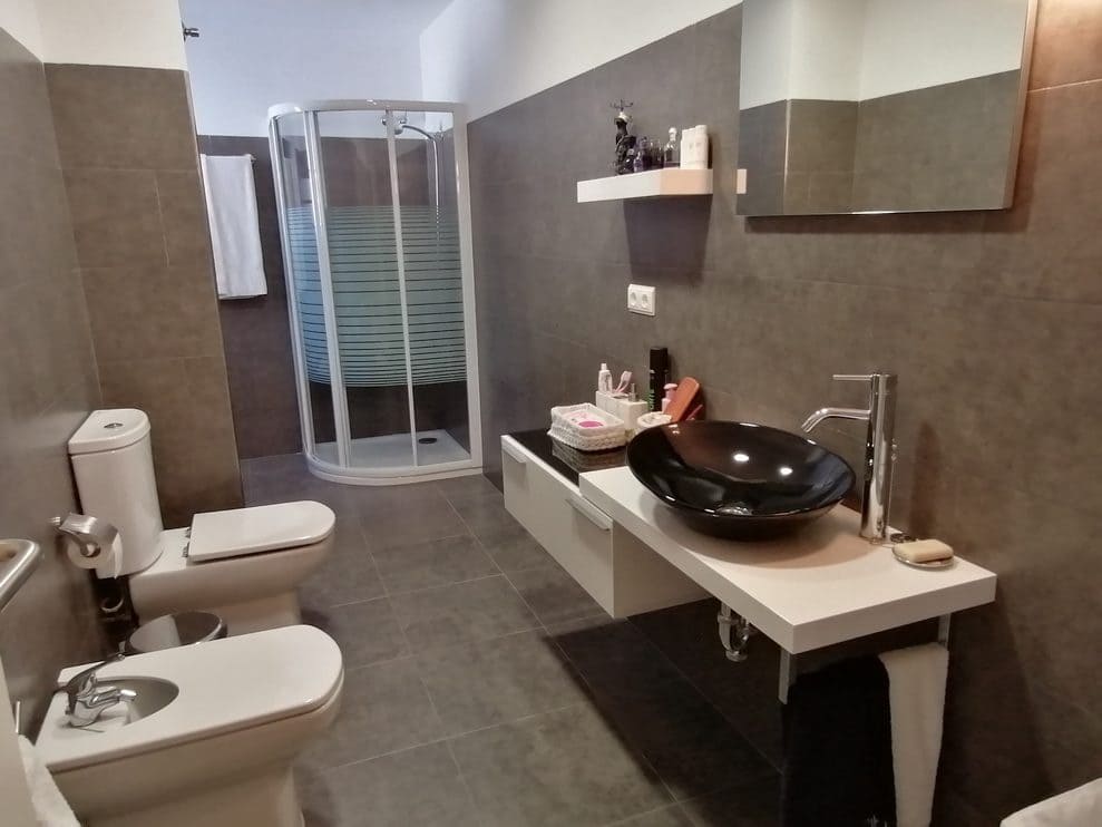 6 slaapkamer Huis te koop in Baza - € 315.000 (Ref: 9372263)