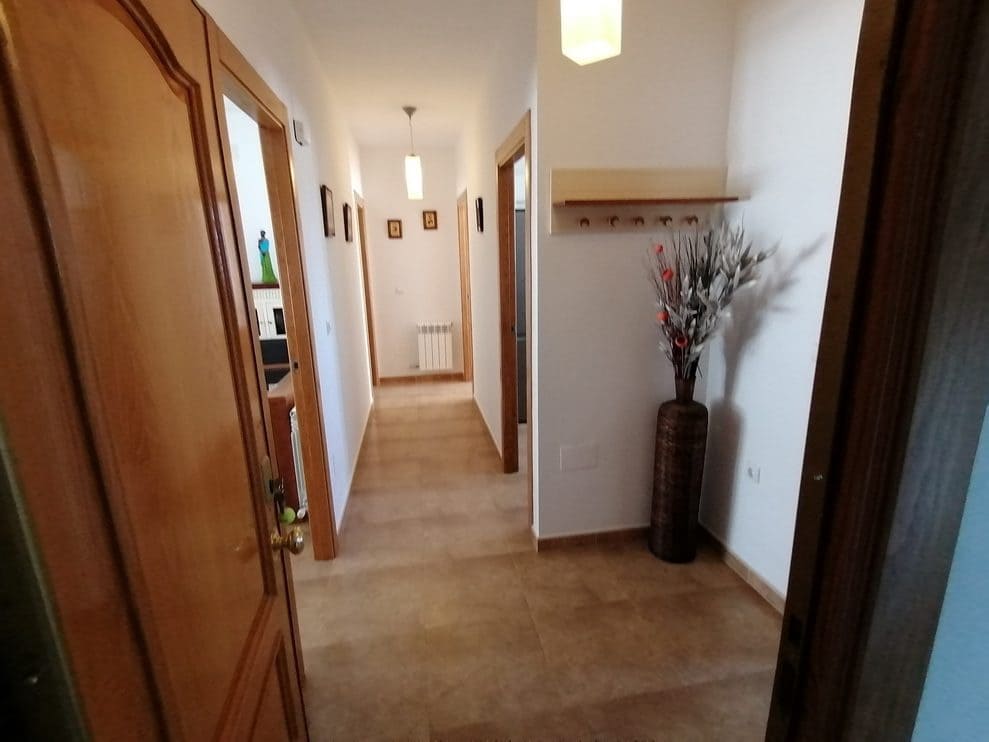 6 slaapkamer Huis te koop in Baza - € 315.000 (Ref: 9372263)