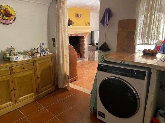 4 soveværelse Hulehus til salg i Cúllar - € 55.000 (Ref: 9382002)