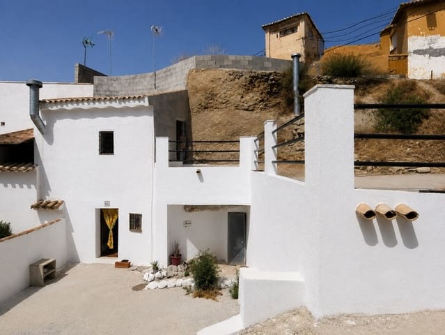 4 slaapkamer Grotwoning te koop in Cúllar - € 55.000 (Ref: 9382002)