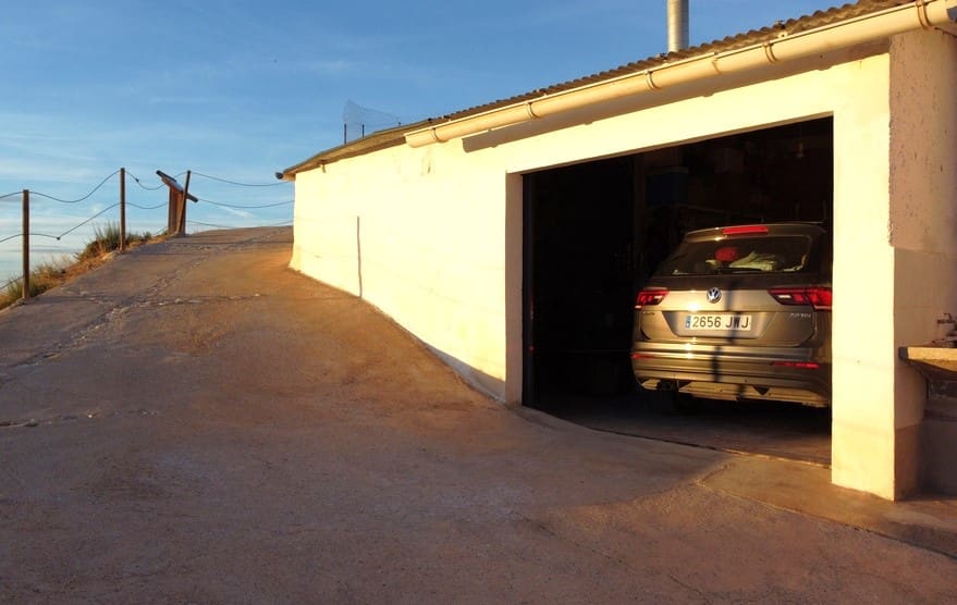 3 chambre Maison Troglodyte à vendre à Bacor - 68 000 € (Ref: 9384910)