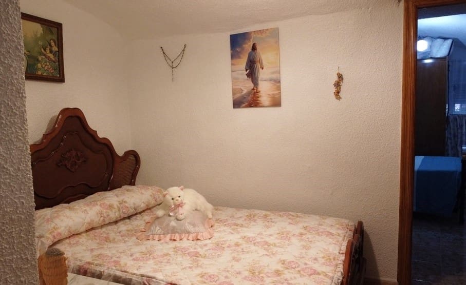 3 chambre Maison Troglodyte à vendre à Bacor - 68 000 € (Ref: 9384910)