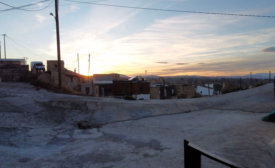 3 chambre Maison Troglodyte à vendre à Bacor - 68 000 € (Ref: 9384910)