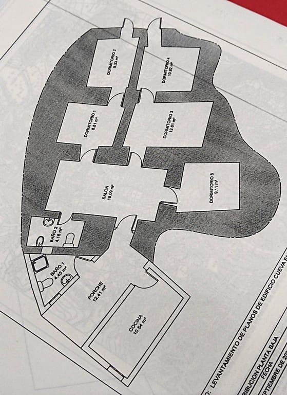 3 chambre Maison Troglodyte à vendre à Bacor - 68 000 € (Ref: 9384910)