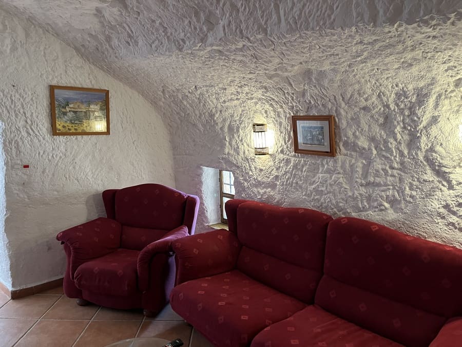 3 bedroom Cave House for sale in Carramaiza - € 105,000 (Ref: 9396833)