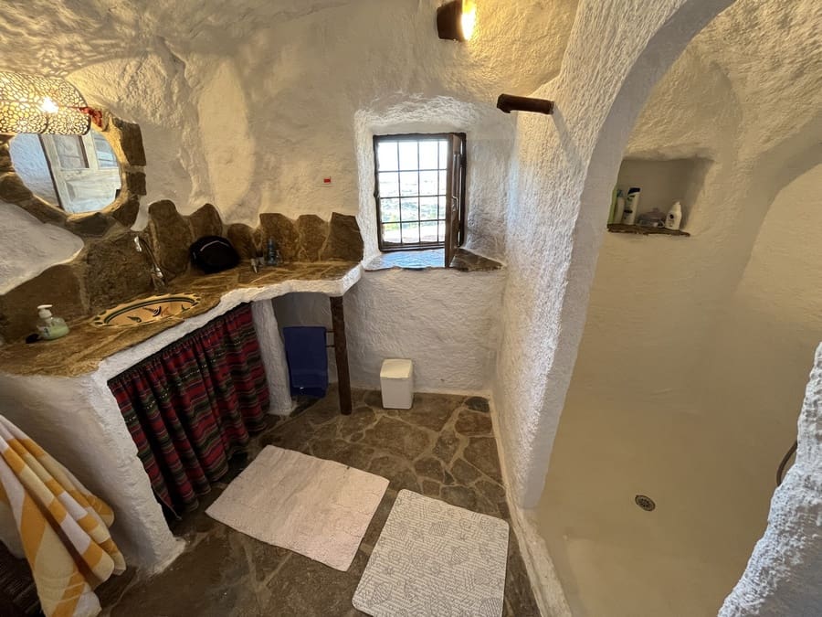 3 bedroom Cave House for sale in Carramaiza - € 105,000 (Ref: 9396833)