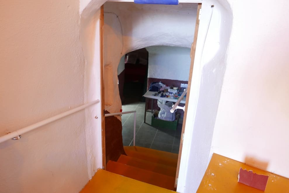 2 soveværelse Hulehus til salg i Baza - € 38.000 (Ref: 9400260)