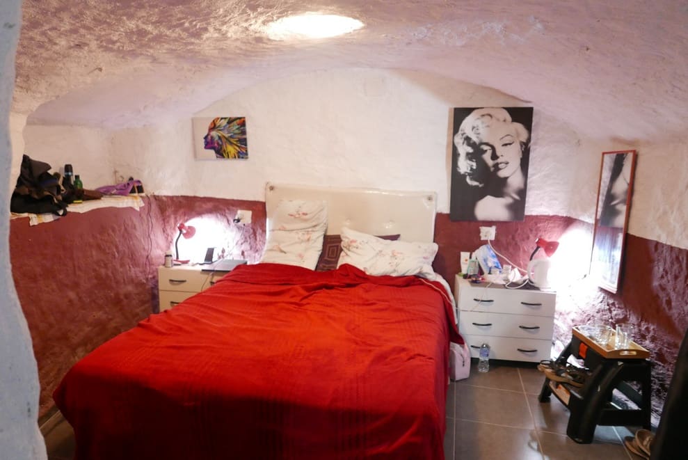 2 soveværelse Hulehus til salg i Baza - € 38.000 (Ref: 9400260)