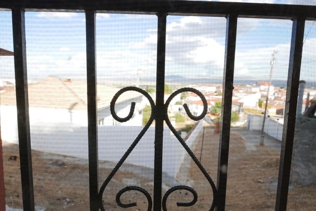 2 soveværelse Hulehus til salg i Baza - € 38.000 (Ref: 9400260)