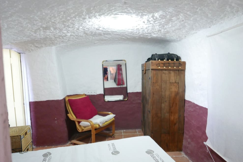 2 soveværelse Hulehus til salg i Baza - € 38.000 (Ref: 9400260)