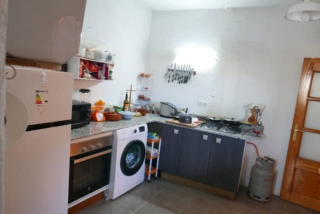 2 sypialnia Dom w skale na sprzedaż w Baza - 38 000 € (Ref: 9400260)